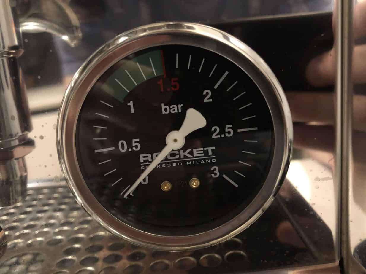 steam guage on espresso machine