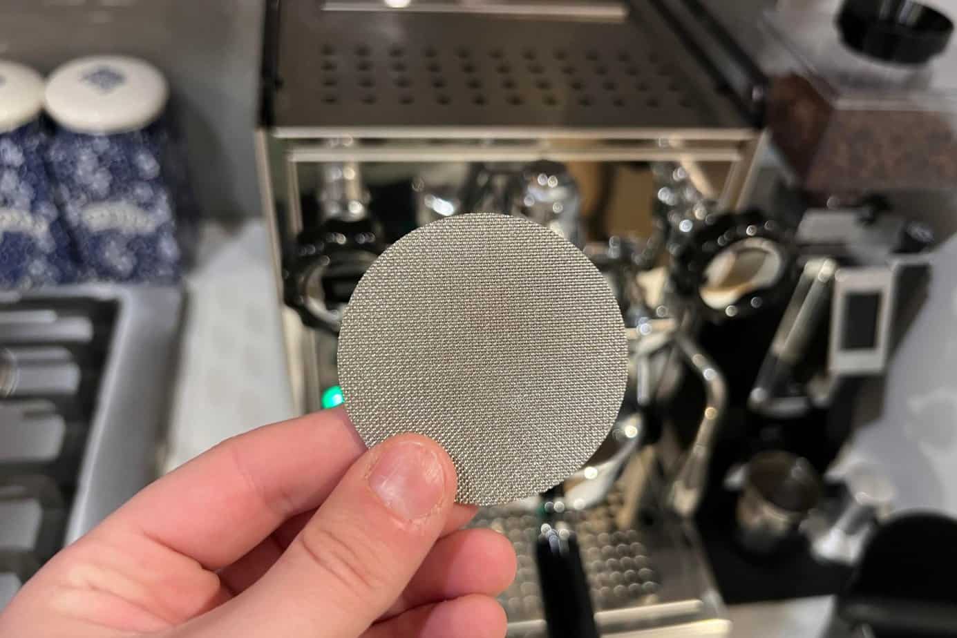 Espresso puck screen